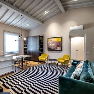 Hs4u Ricasoli Luxury Near Duomo N.2 Appartamento Firenze